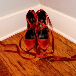 Red Ballet Pump